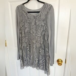 Soft Surroundings Grey Floral Embroidered Tunic Top Boho Classy Elegant 100%silk